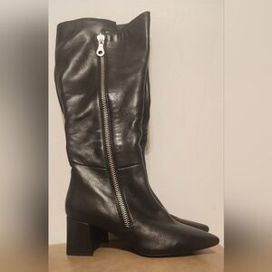 Geox Women's  7.5 size Black Leather Ankle Boots